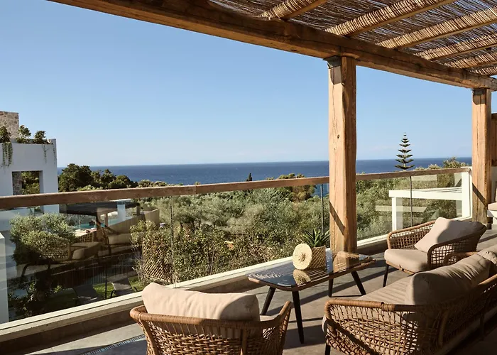Villa Galena Deluxe Seaview With Heated Pool, By Thinkvilla *