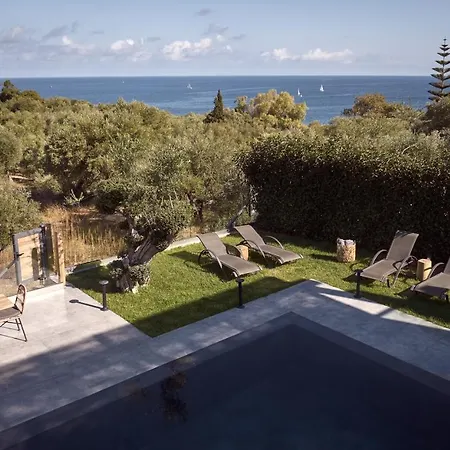 Galena Luxury Villas, By Thinkvilla ヴィラ