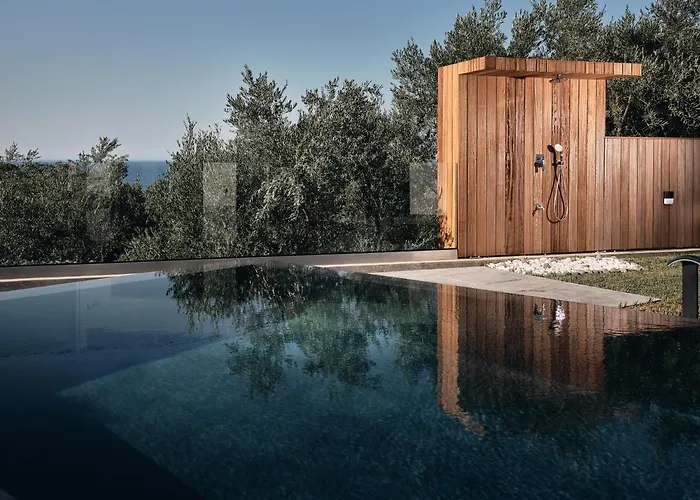 Villa Galena Deluxe Seaview With Heated Pool, By Thinkvilla *