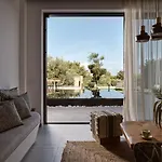 Galena Group Seaview With Heated Pools, By Thinkvilla 빌라