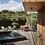 Galena Group Seaview With Heated Pools, By Thinkvilla