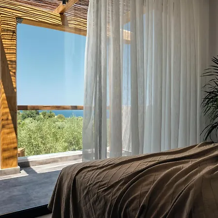 فيلة Galena Deluxe Seaview With Heated Pool, By Thinkvilla